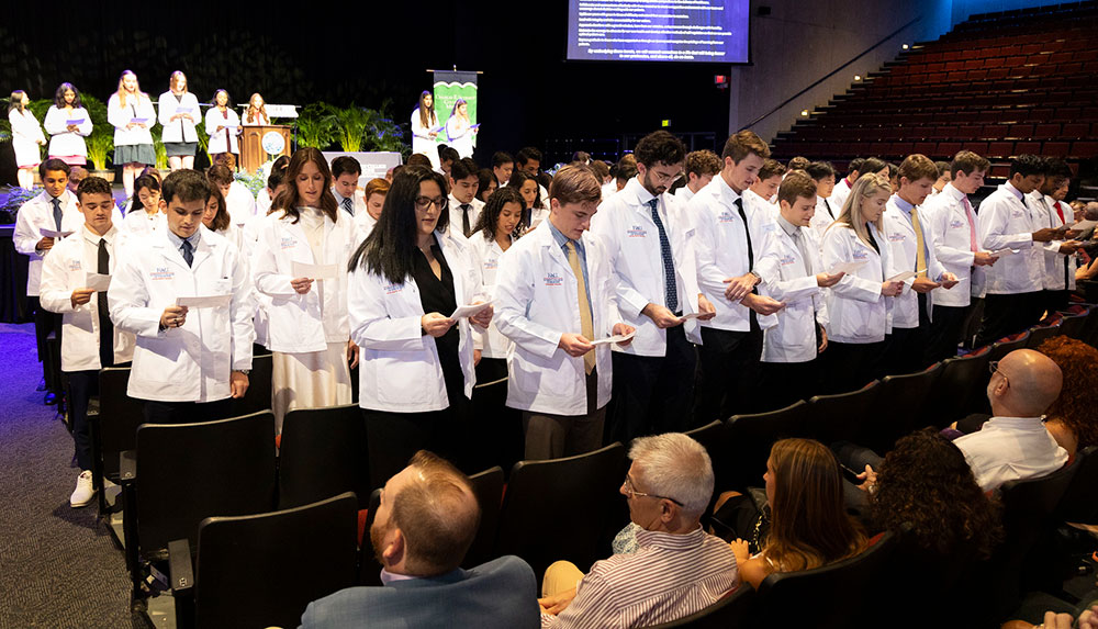 Students taking the oath at the annual White Coat Ceremony