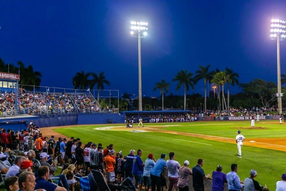 FAU hosts a baseball game under the lights