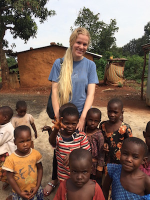 Elizabeth Gillespie with children in Uganda