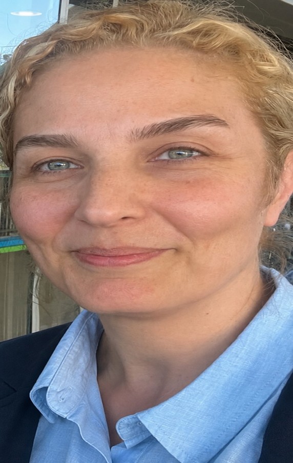 Beril Han Celik