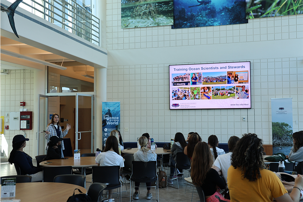 Science Students Dive Into Research at FAU Harbor Branch with WLW-ECOS Field Trips