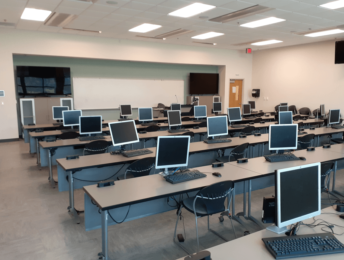 Florida Atlantic CEEECS Computer Lab I, EE 207