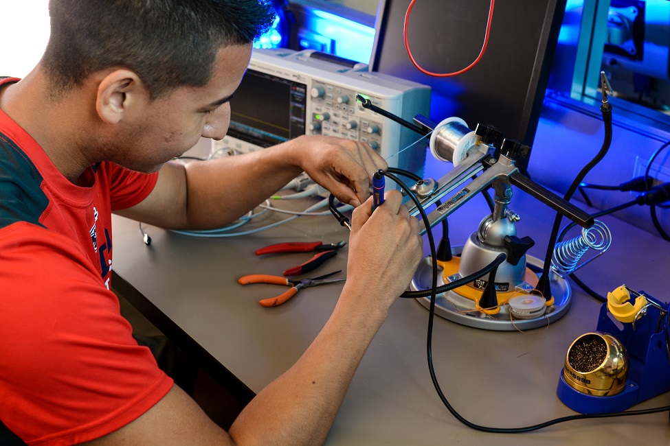 Researchers from College of Engineering and Computer Science have received a three-year $478,699 grant from the National Aeronautics and Space Administration (NASA) for a project titled, “MAA Experiential Learning Opportunities for South Florida Underserved High School Students.”