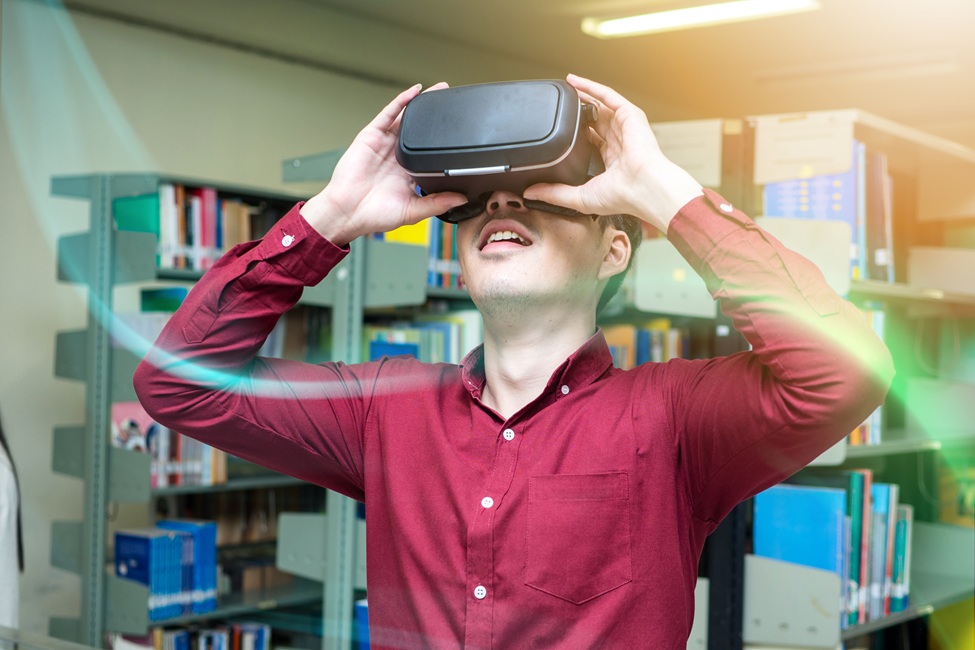 Augmented Reality, Goggles, Man