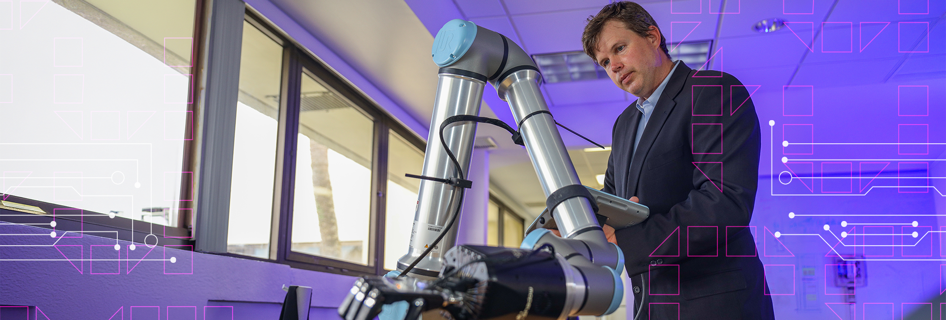 FAU Engineers Prosthetic Hand That Learns, Adapts to Each User