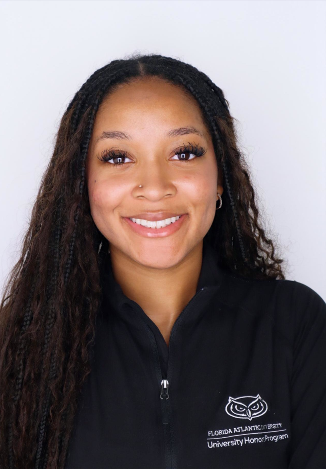 Jayanna Benjamin Headshot