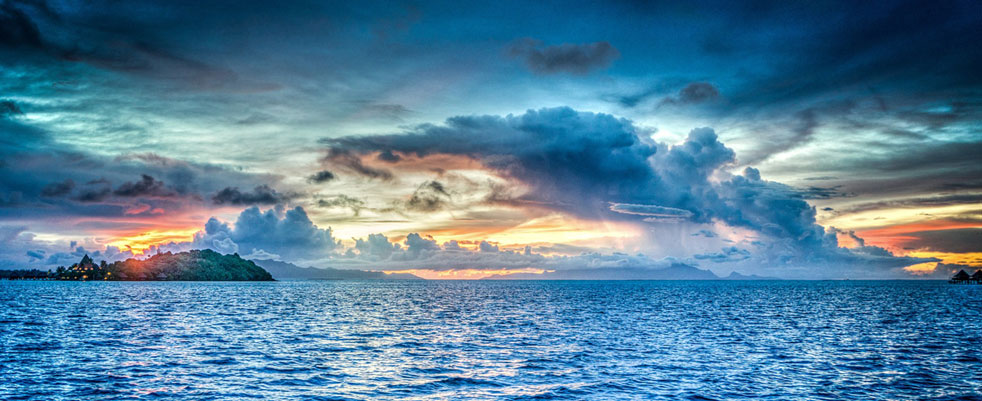 photo of ocean and clouds sunset
