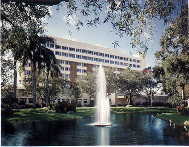 Boca Raton Regional Hospital building