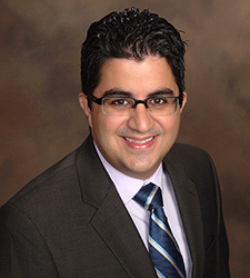 Headshot of Yoel Vivas, M.D., FHRS