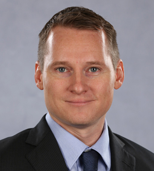 Headshot of Kenneth Roberts, M.D.