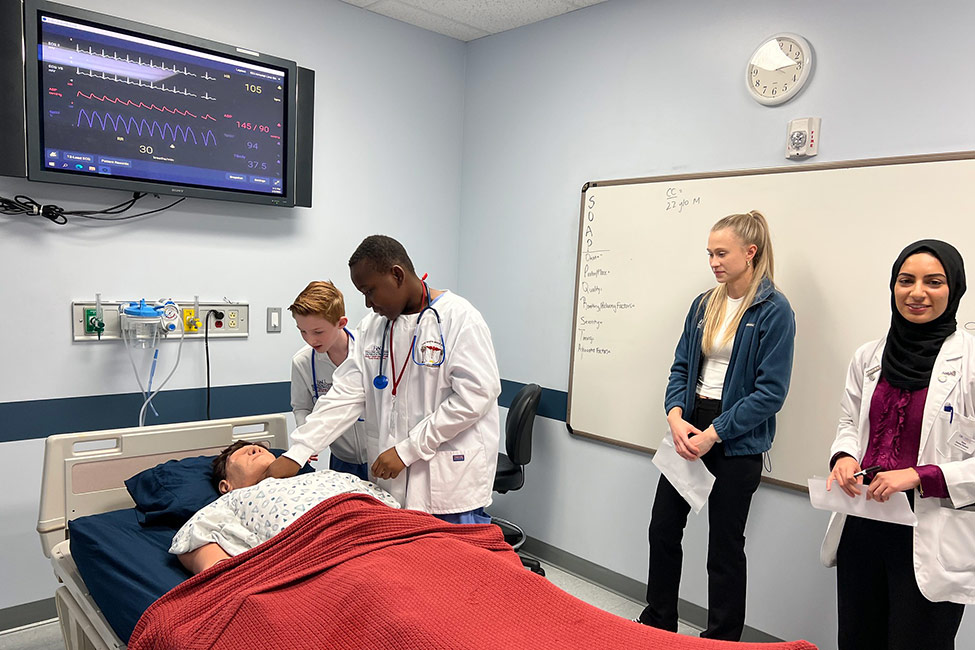 Students in FAU College of Medicine Simulation Center Lab