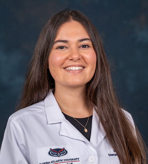 Headshot of Gabriella Roig, M.D.