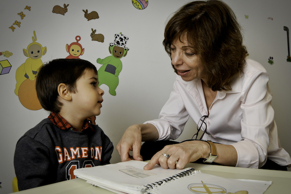 Researcher Sheds Light on Bilingual Development in Children