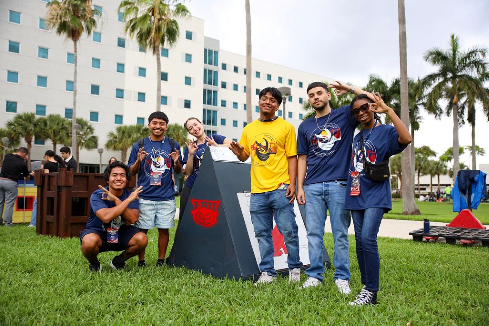 FAU Civil Engineers Host and Compete in Regionwide ASCE Competition