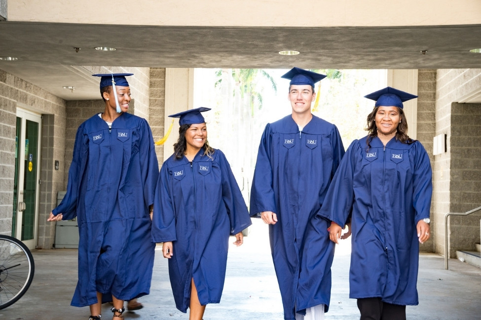 Students at an FAU graduation ceremony. 