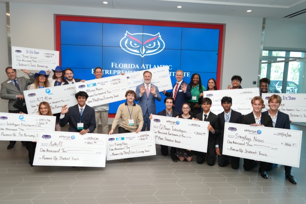 FAU Hosts Maverick Innovation Awards