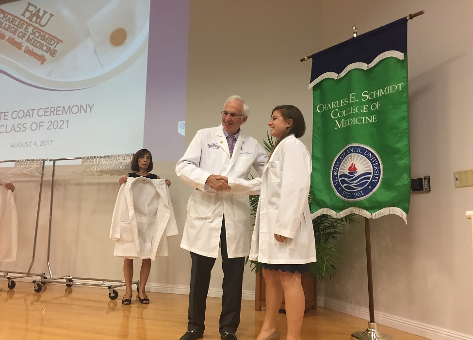 Students Receive First Doctor's White Coats at Ceremony