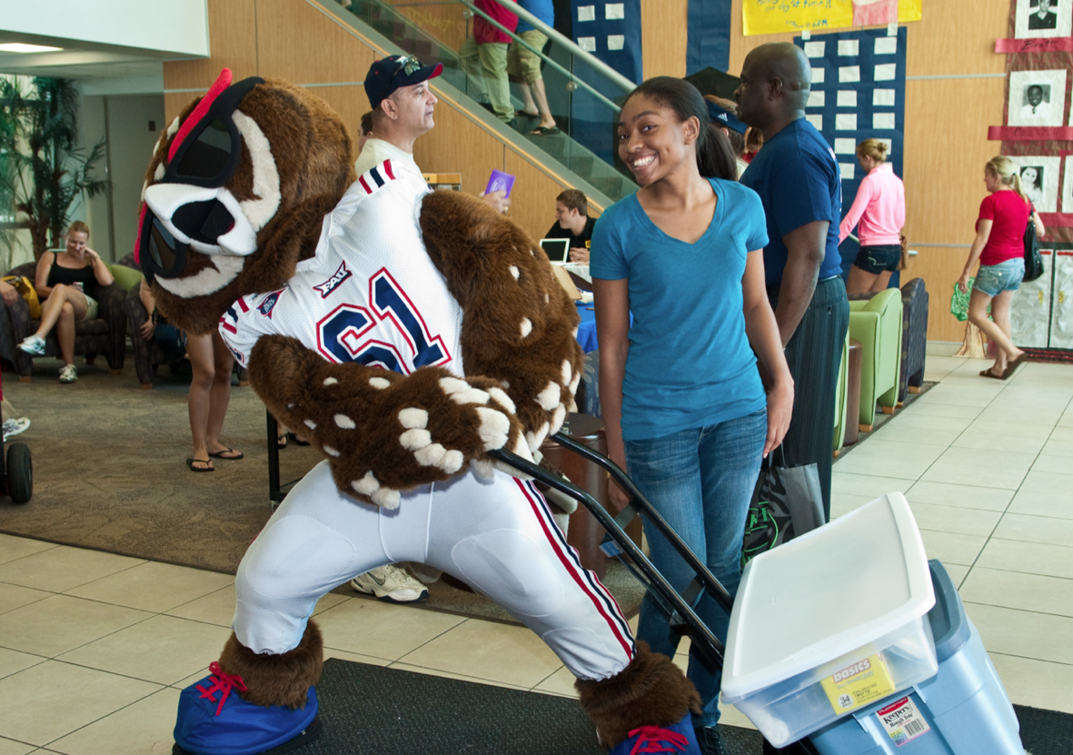 Rolling out the welcome mat at FAU