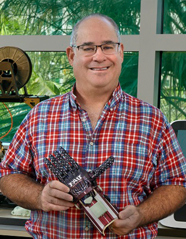 cmbb-hackathon-c-perry-weinthal.jpg (599×770)