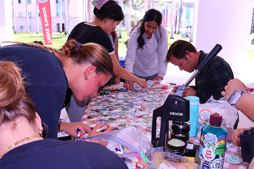 ECOS Fall Kickoff Connects Students to Paid Fellowships, Field Trips, and Real-World Solutions
