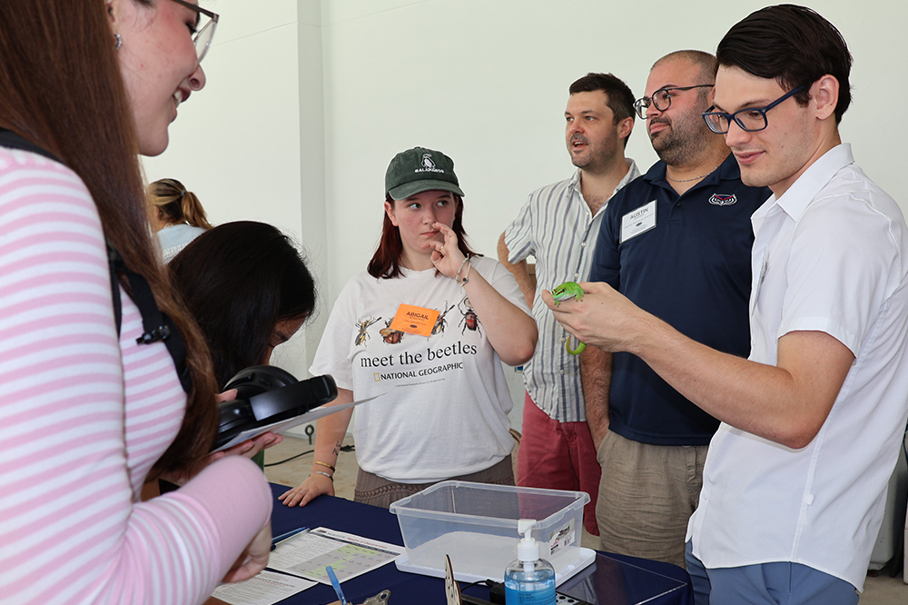 ECOS Fall Kickoff Connects Students to Paid Fellowships, Field Trips, and Real-World Solutions