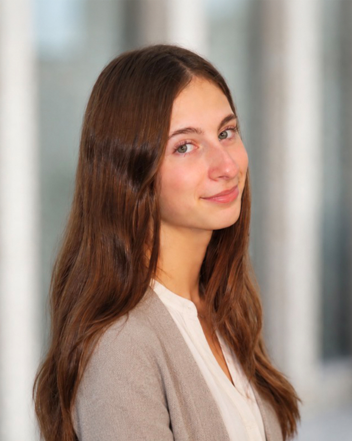 Bella Krayzman