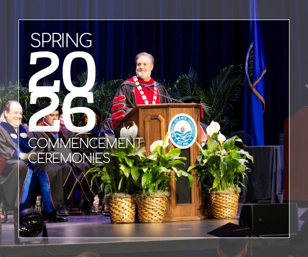 President Hanser giving the commencement address