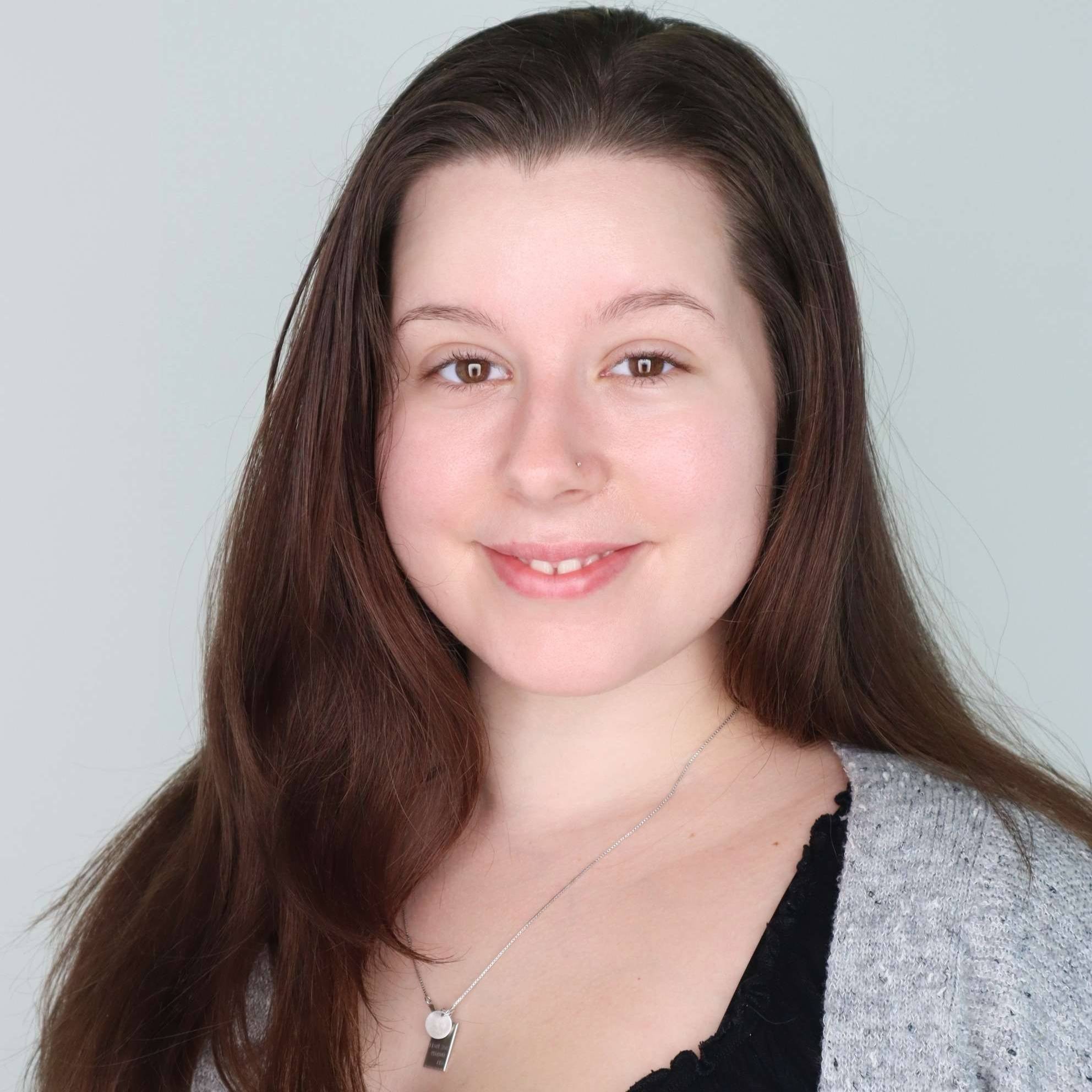 Courtney Taylor Headshot
