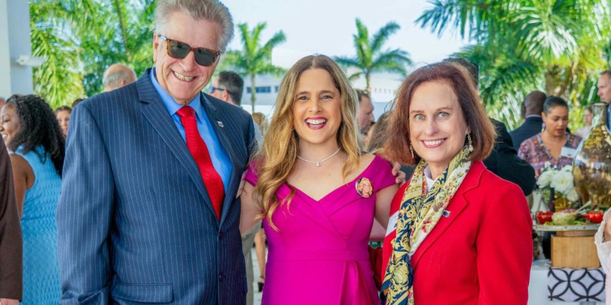 michele-hawkins-web-hero